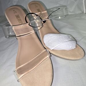 Dream Pairs Women's Clear Strap Sandals - Tan. Size 9 EUC